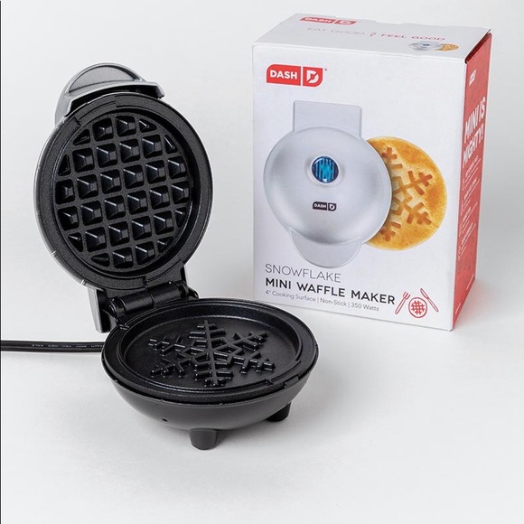 dash snowflake waffle maker